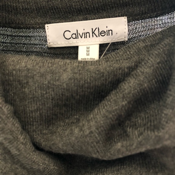 NWT Calvin Klein long bell sleeve grey size Medium - Picture 4 of 6